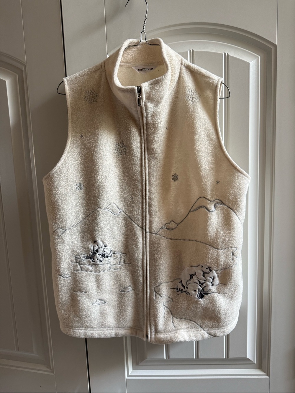 Vintage Northern Reflections Polar Beer Fleece Vest